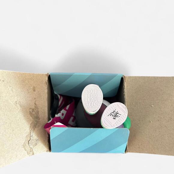 Janky Queen Ninth Collectible Vinyl Toy Art‎ Figure with Accessories and Box - Picture 6 of 7